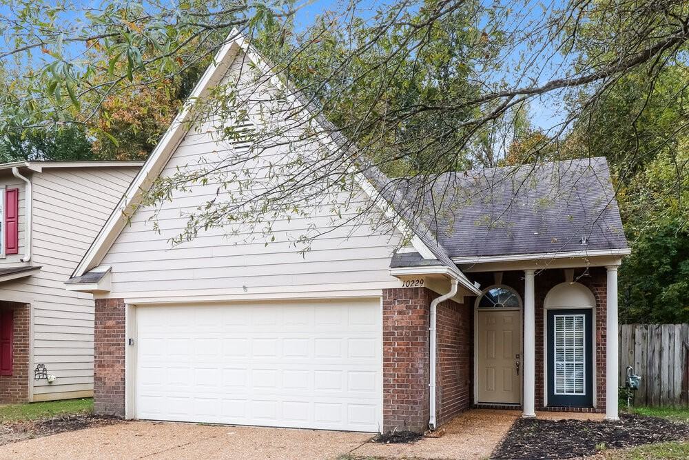 10229 Cottage Farms Drive - Photo 3 of 16