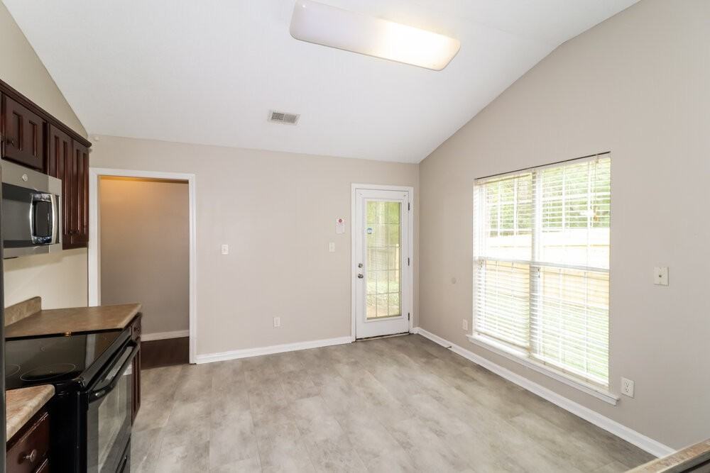 10229 Cottage Farms Drive - Photo 6 of 16