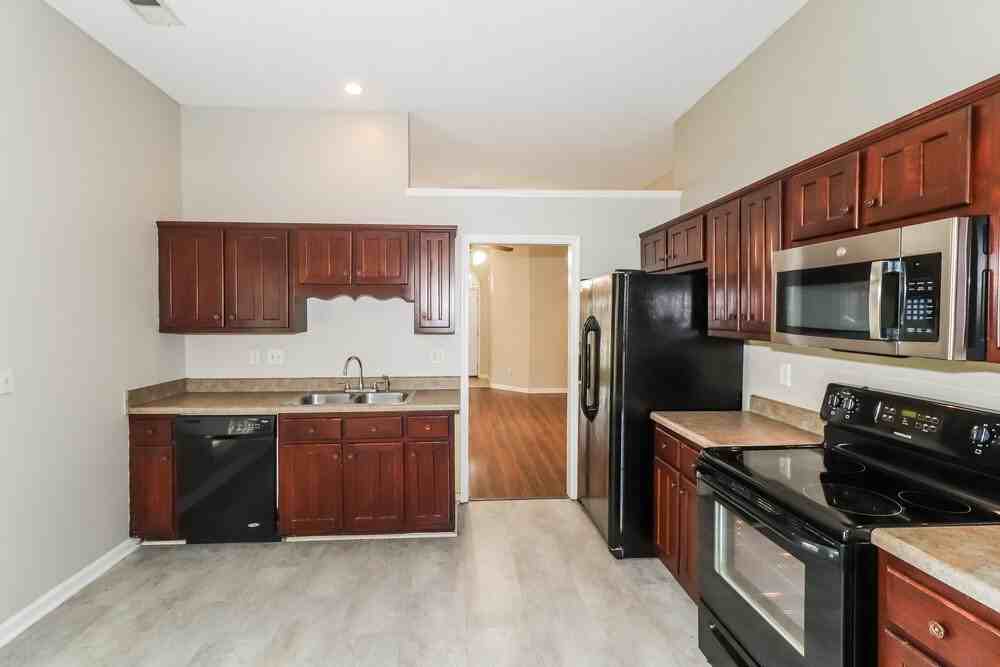 10229 Cottage Farms Drive - Photo 7 of 16