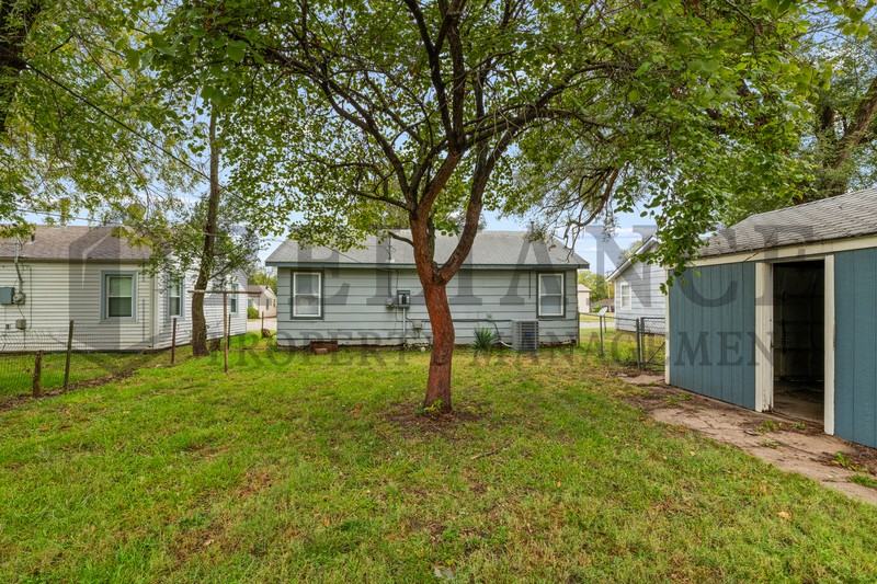 1422 S Meridian Ave - Photo 3 of 20