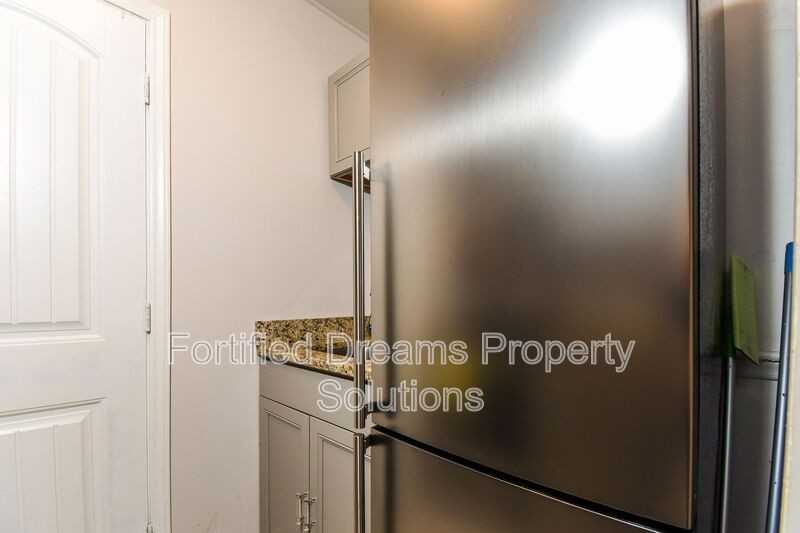 2003 Spring Garden St #3 - Photo 5 of 21