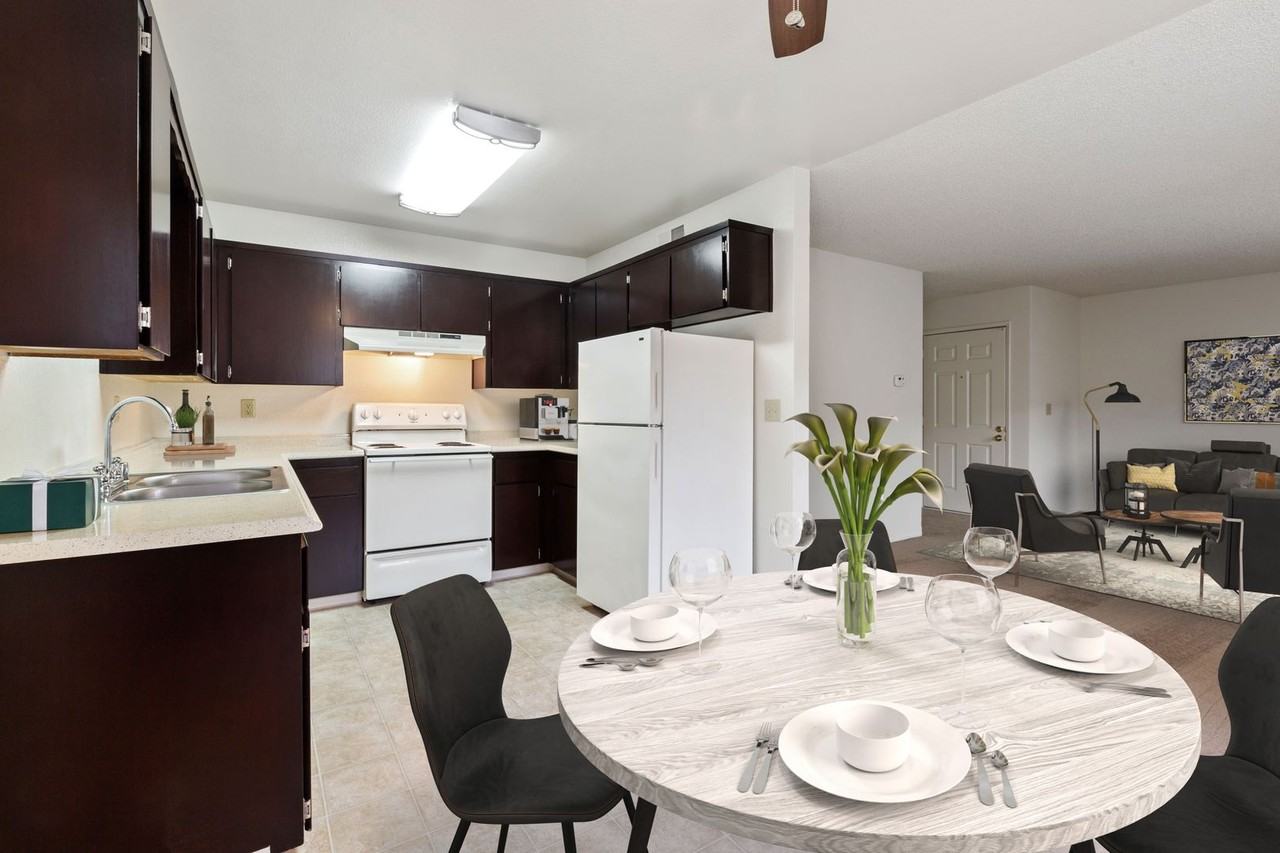 1301 RICHLAND AVENUE - Photo 4 of 6