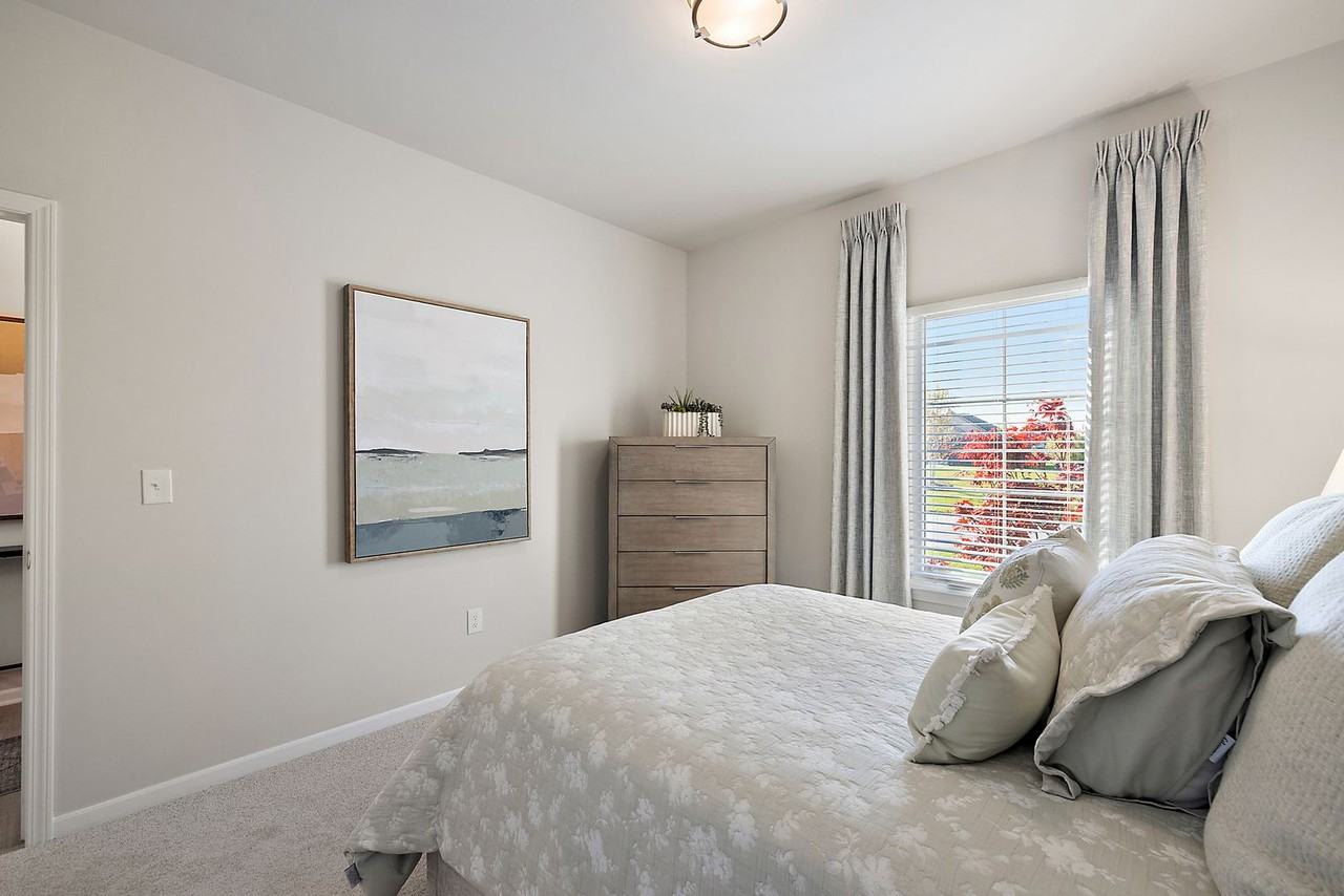 17936 Galleria Ln - Photo 5 of 6