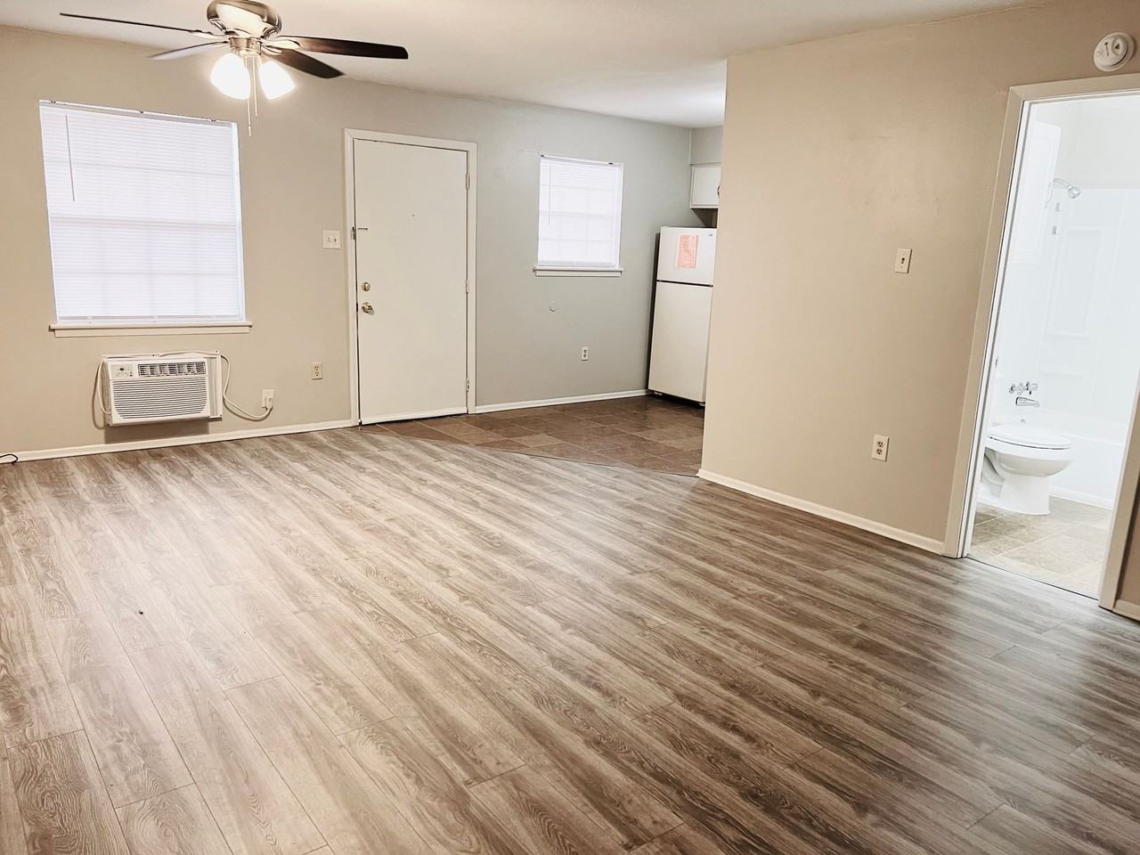 Pied Piper Apartments (Studio/1 Bath) - Photo 6 of 15