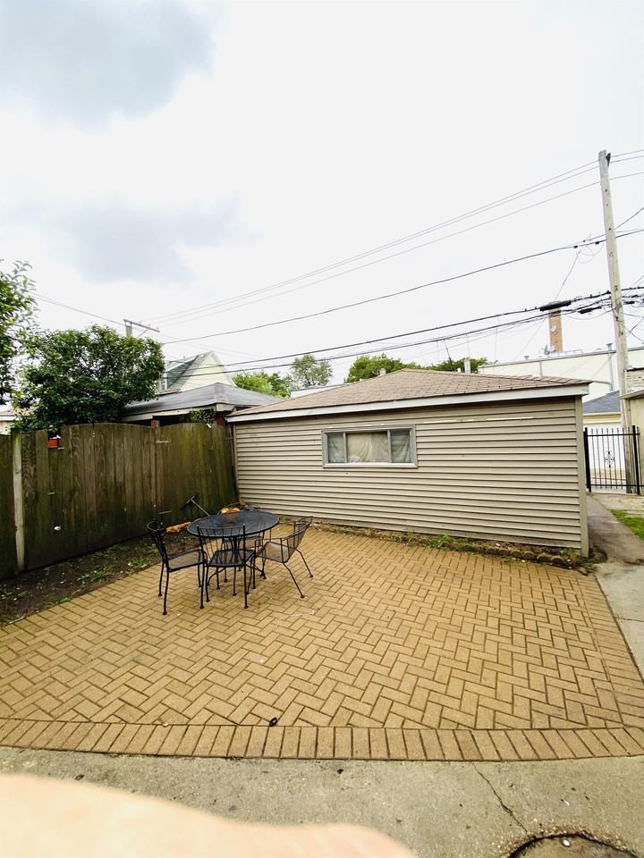 Lawler / Dickens - Photo 3 of 18