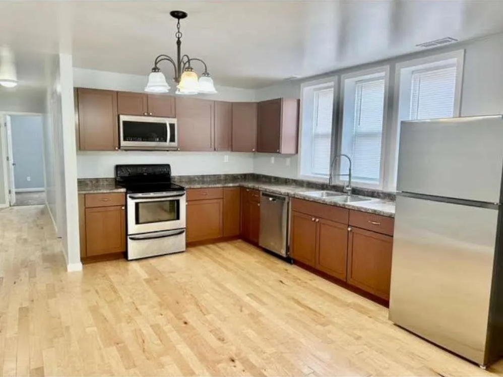 84 South 14th Street - Photo 3 of 10