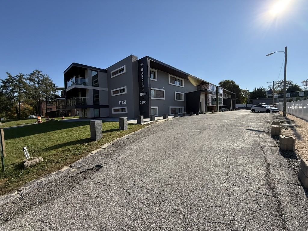 The Garden Of Eden -Pikesville - Photo 2 of 4