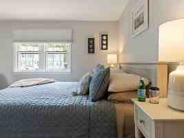 featured image of Homeport Dr