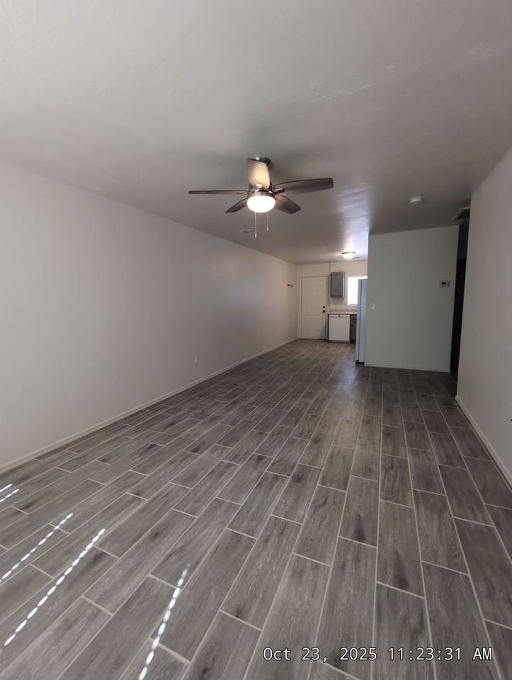 9978 W Century Dr - Photo 4 of 13