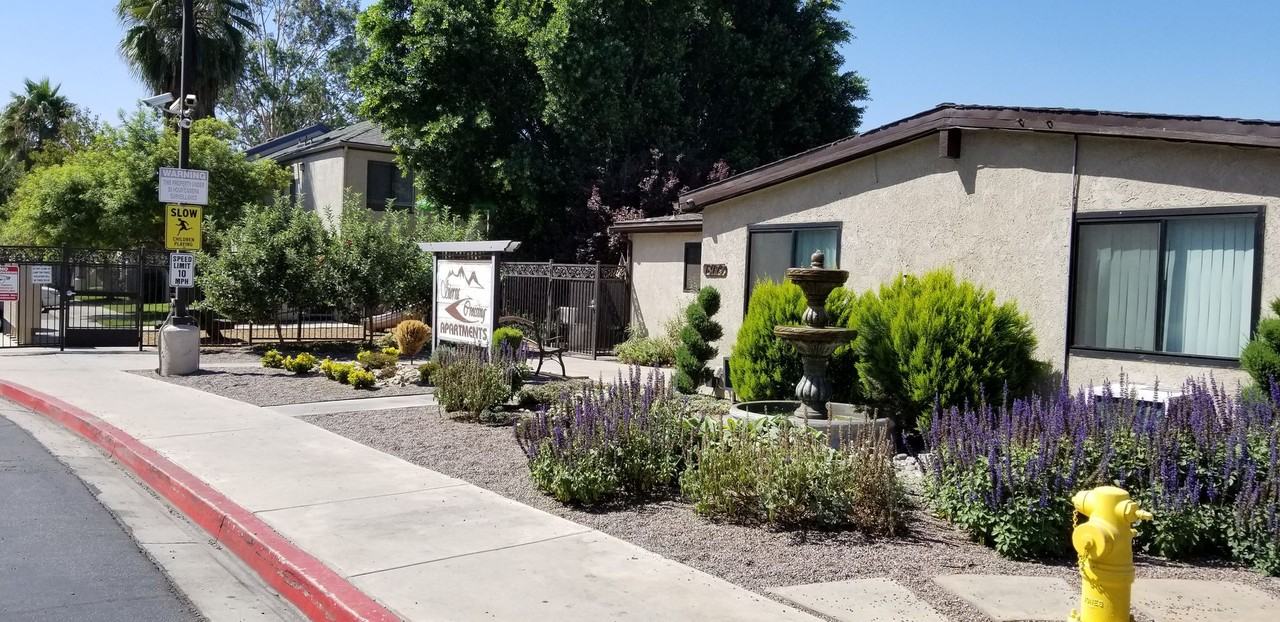 Sierra Crossing Apartments - Photo 3 of 34