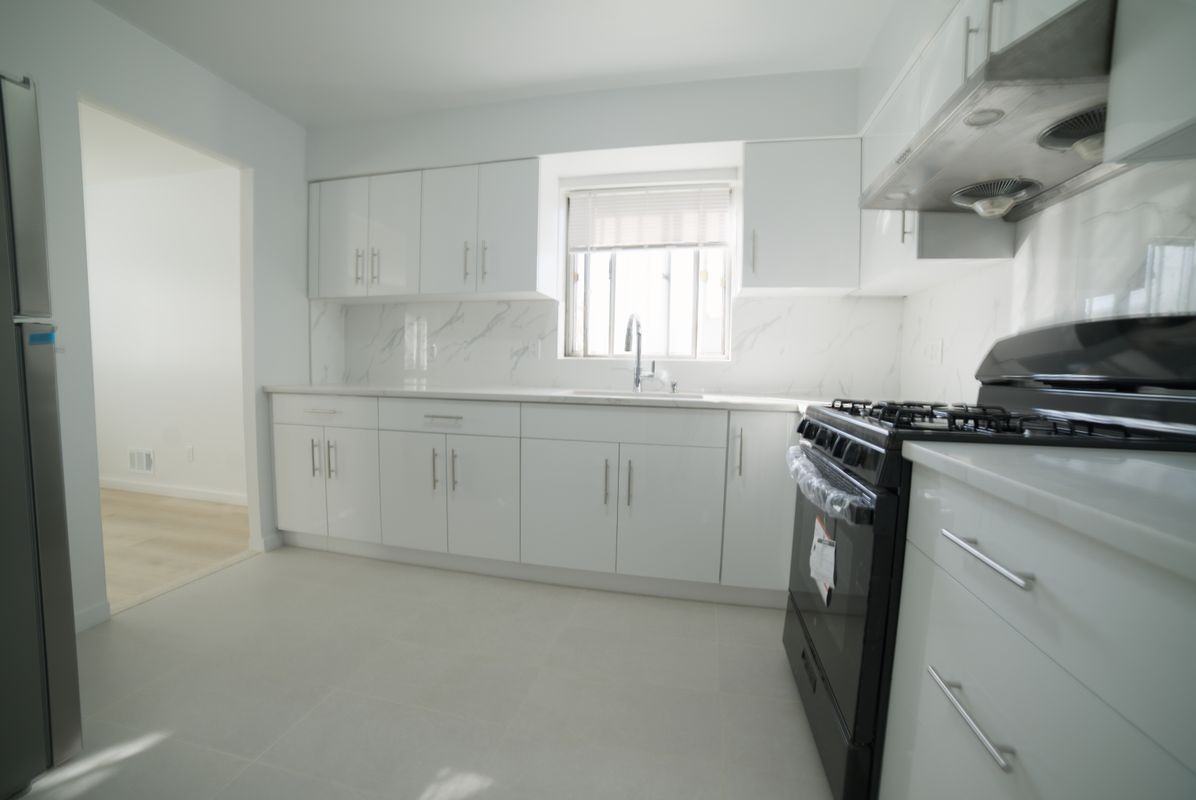 72-23 244th Street - Photo 4 of 9