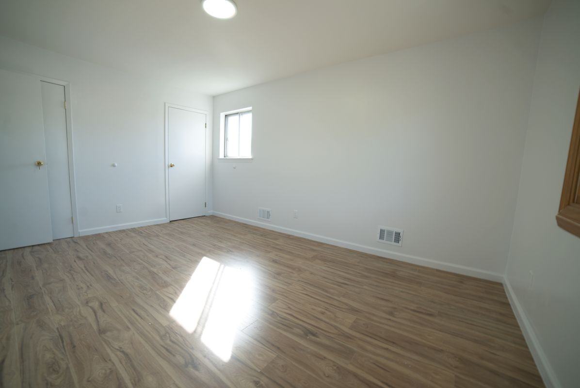 72-23 244th Street - Photo 7 of 9