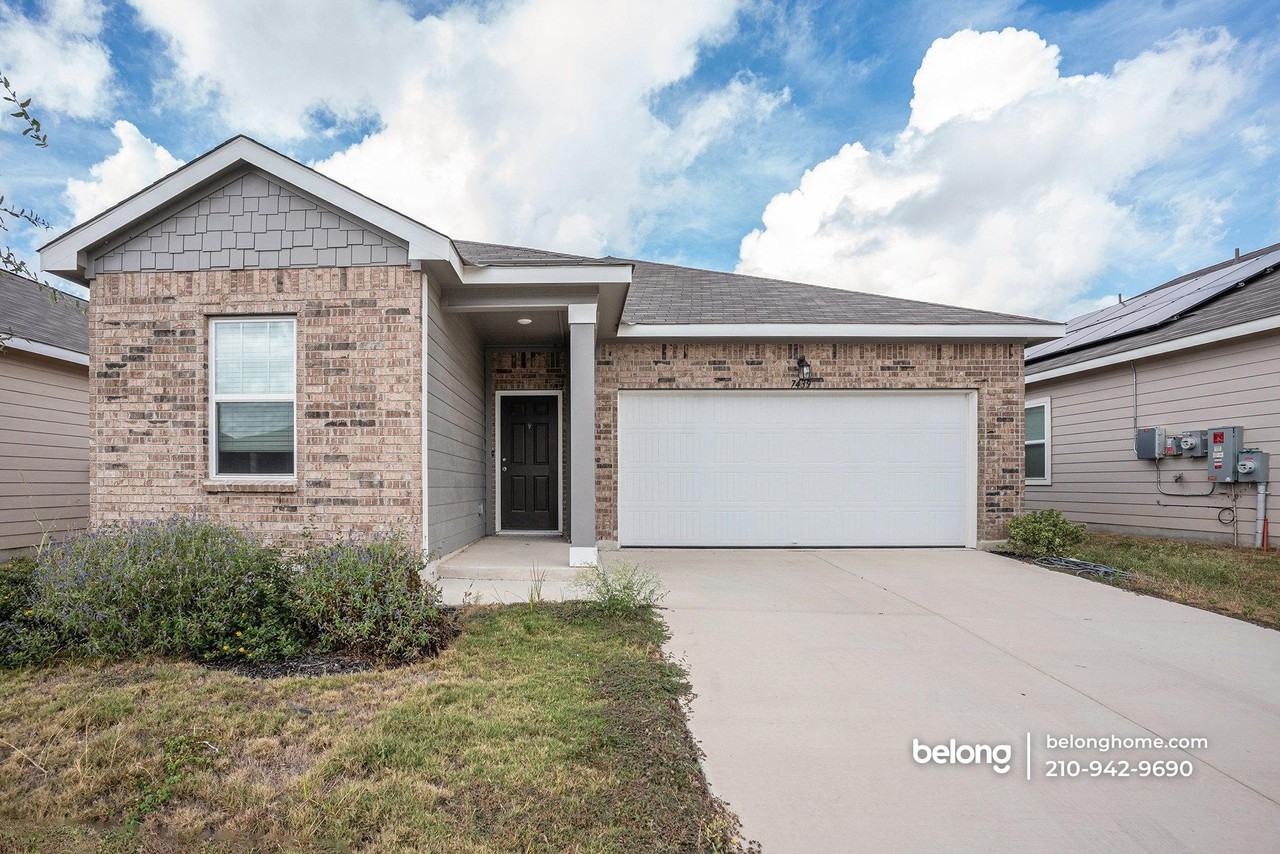 7439 Corral Smt - Photo 2 of 28