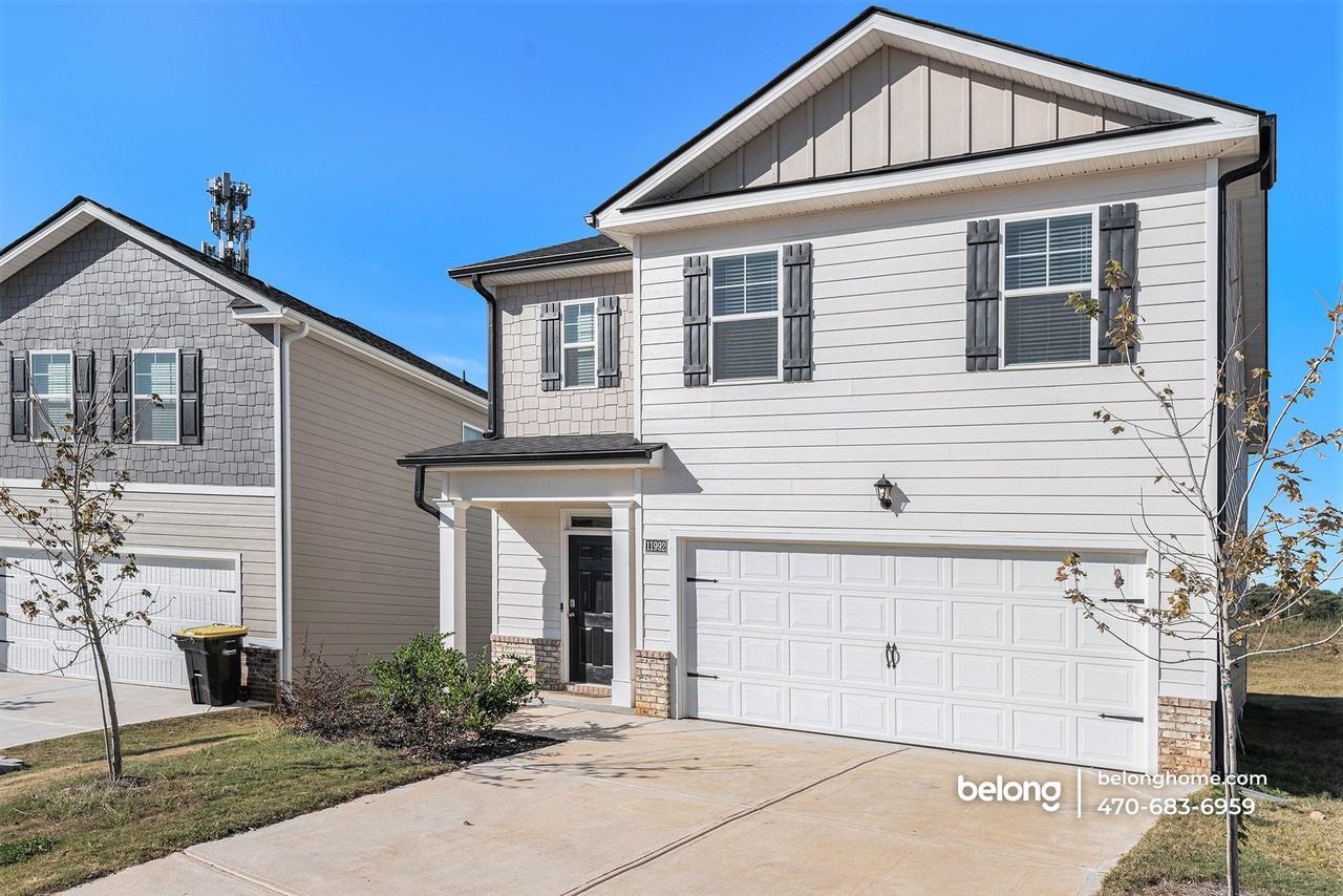 11992 Conrad Cir - Photo 2 of 27