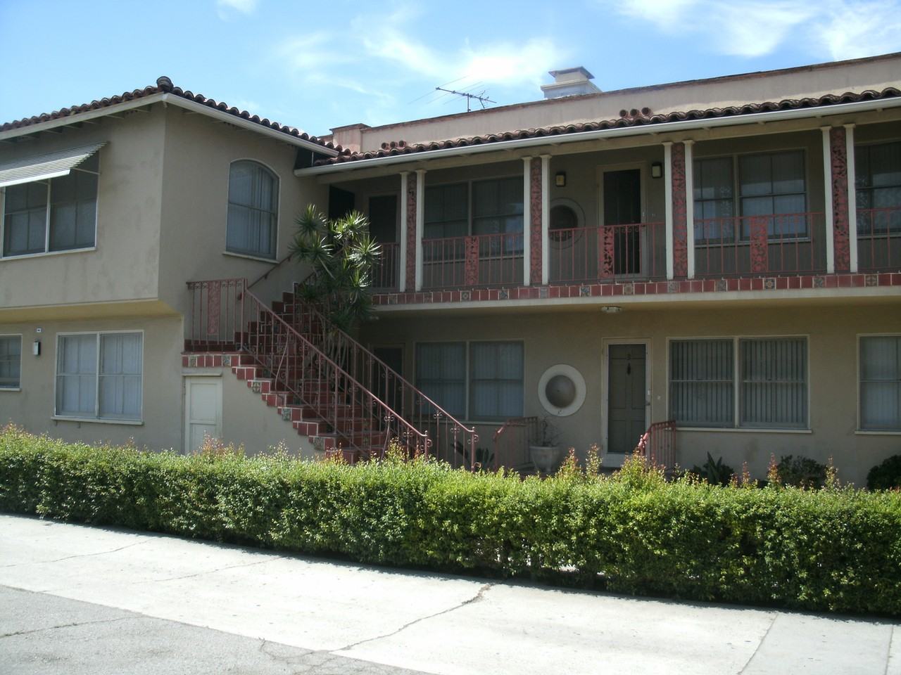 Long Beach 827-835 Pacific - Photo 3 of 50