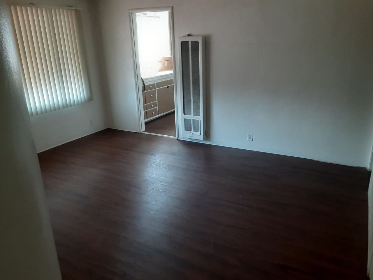 Long Beach 827-835 Pacific - Photo 6 of 50