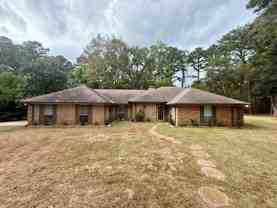 5582 Ramblewood Ln - Photo 1 of 1
