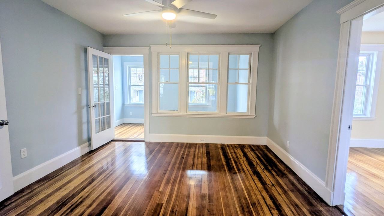 146 Waverley Avenue #146 - Photo 3 of 8