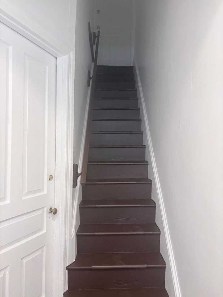 555 Pennsylvania Ave #2 - Photo 3 of 15