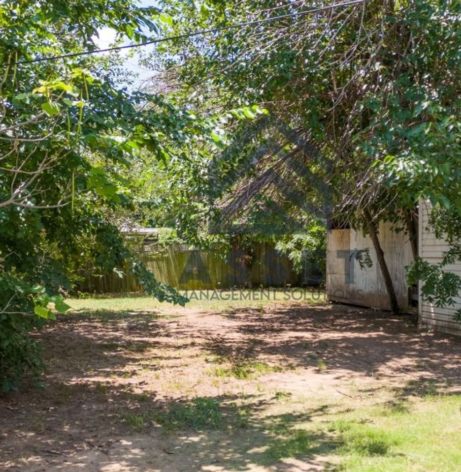 2934 Northwest 15th Street - Photo 3 of 31