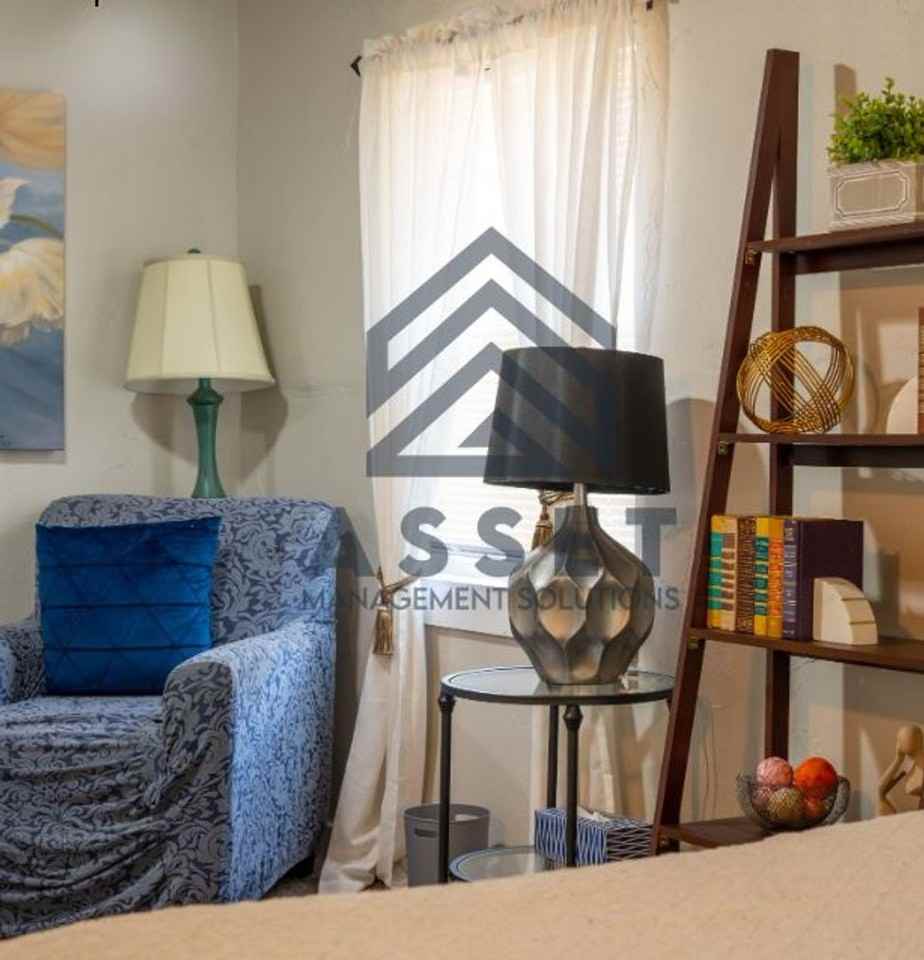 2934 Northwest 15th Street - Photo 5 of 31