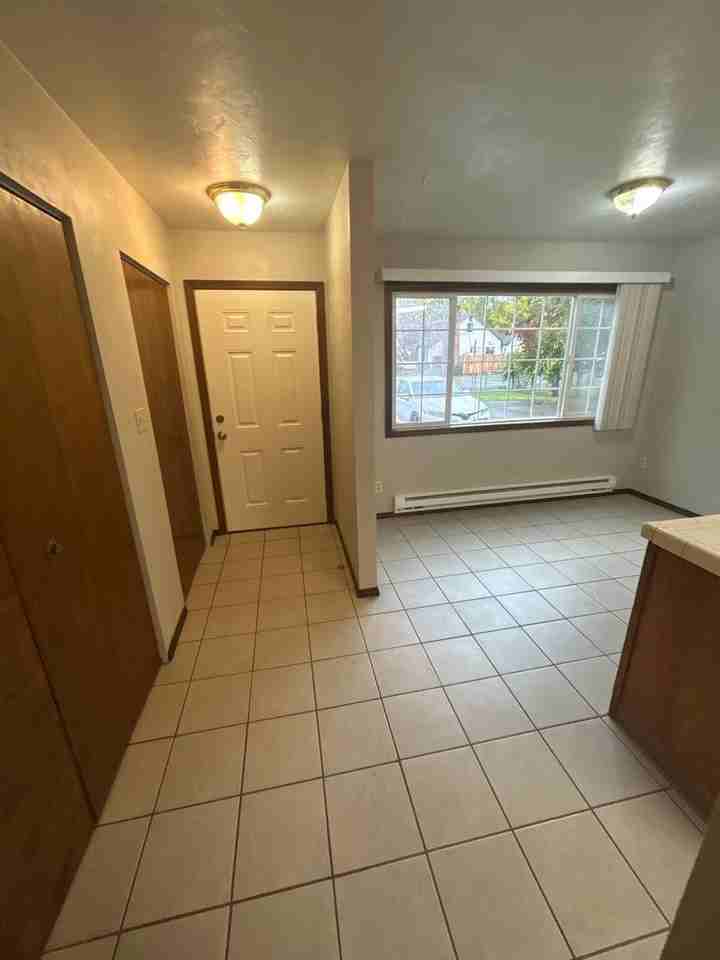 349 Chicago Street Southeast - Photo 2 of 18