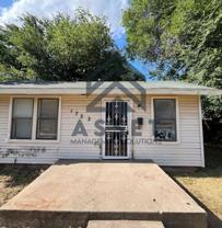 1723 Ne 15th St - Photo 1 of 1