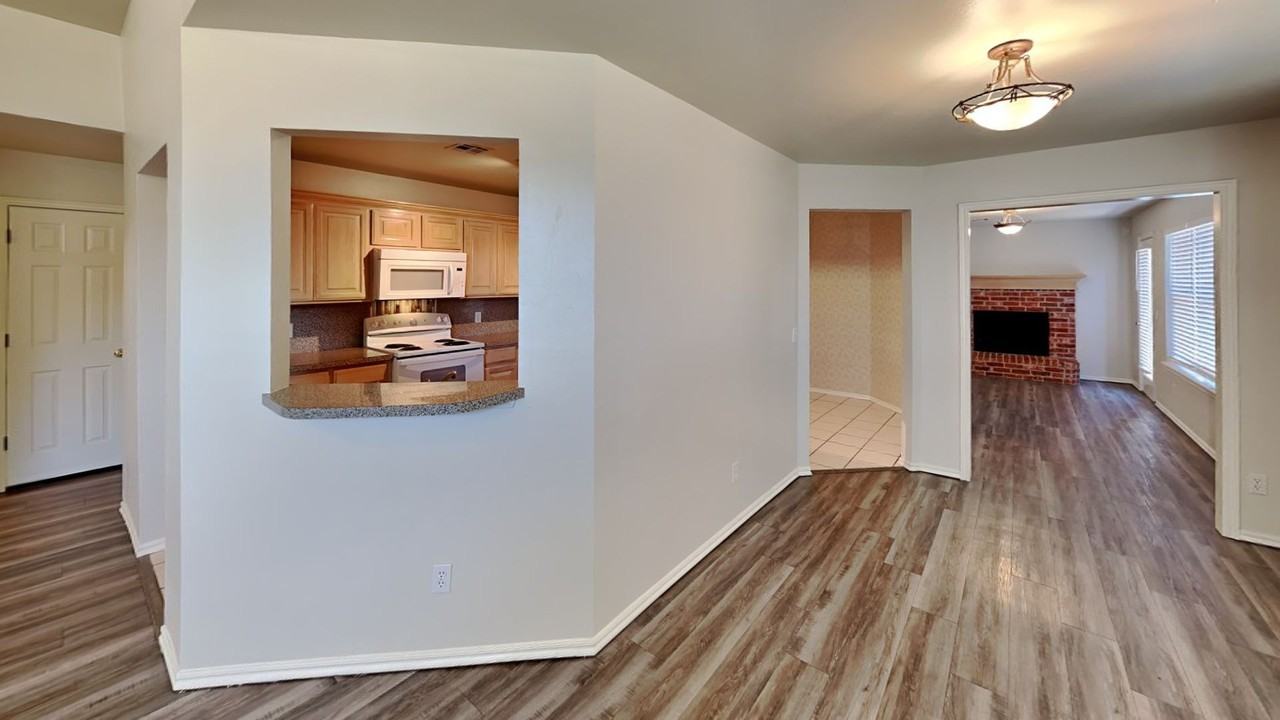 2013 Cedar Meadow Ln - Photo 6 of 29