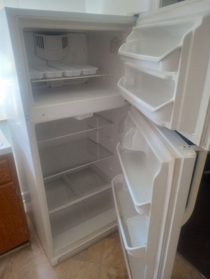 4908 Leonard Avenue - Photo 5 of 17