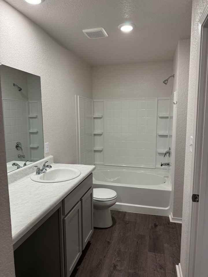 4 Hearthstone Trl - Photo 6 of 16