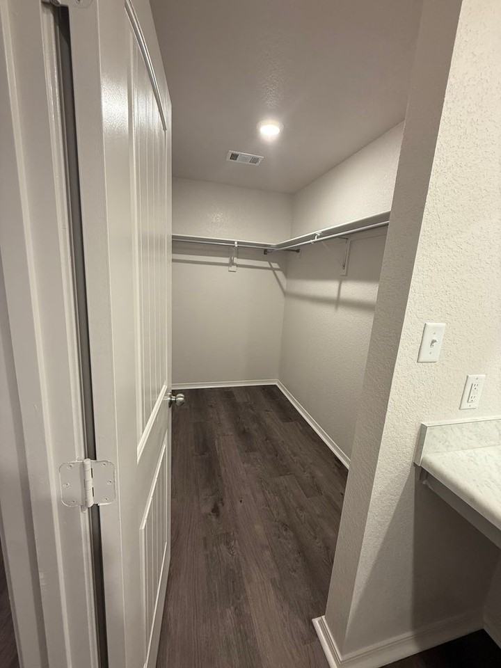 4 Hearthstone Trl - Photo 7 of 16