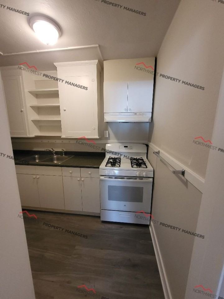 r270 - Photo 4 of 12