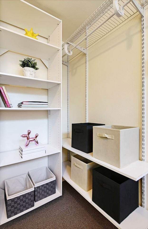 Quiet Garden Style Apartments on Cap Hill - Photo 5 of 23