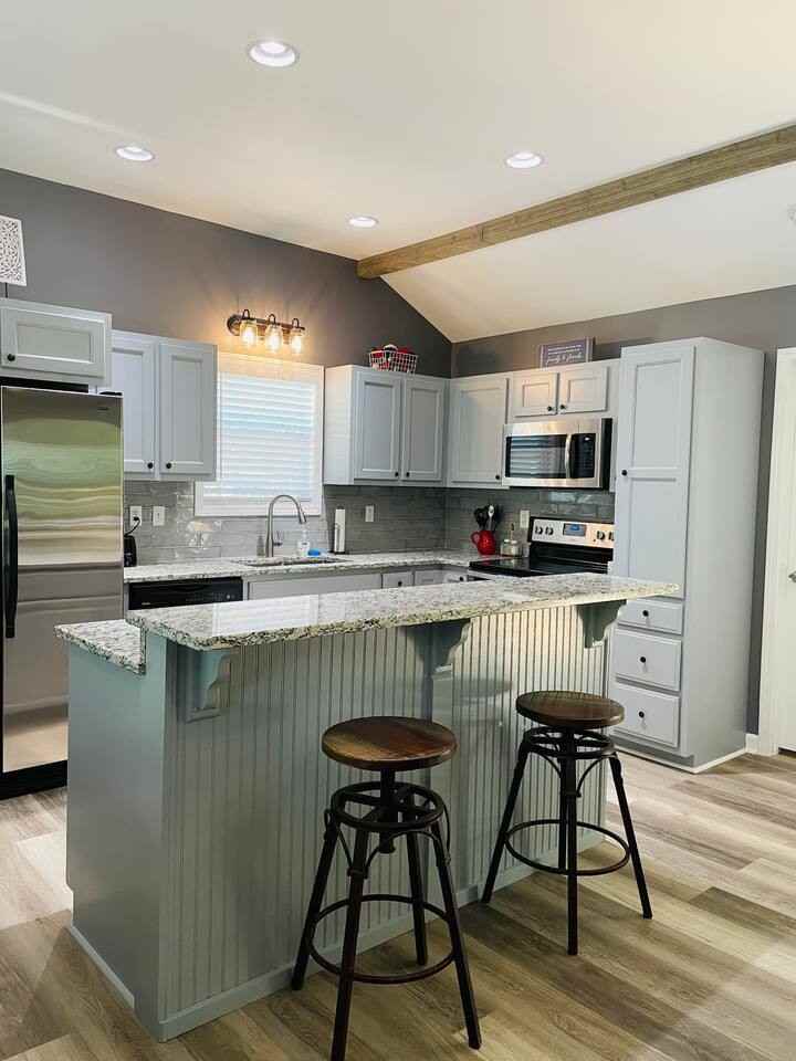 233 Lakeview Cir #NA - Photo 6 of 21