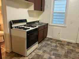 featured image of 977 W Arthur Ave