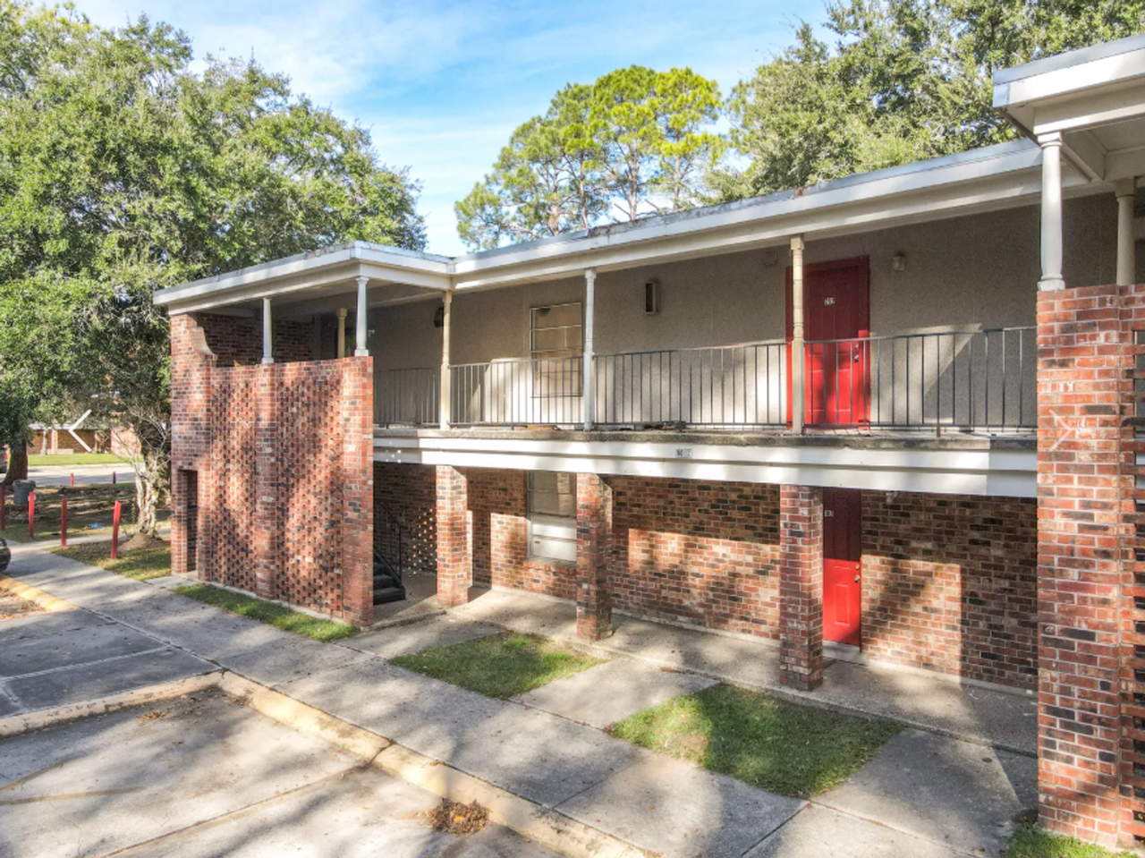 The Palms Apartments - Photo 6 of 50
