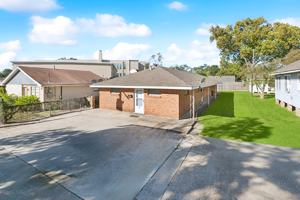 featured image of 124 Lake Ave