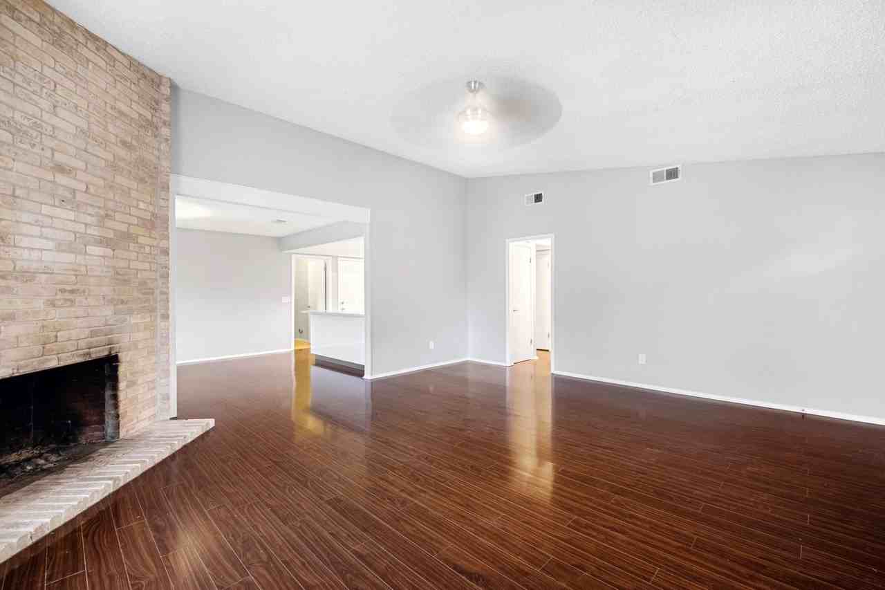 11605 Gungrove Circle - Photo 2 of 26