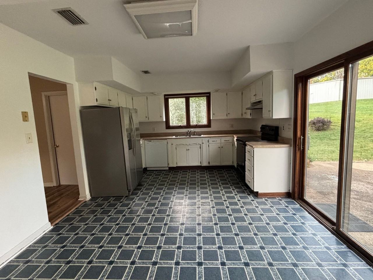 132 Old Milligan Hwy - Photo 4 of 23