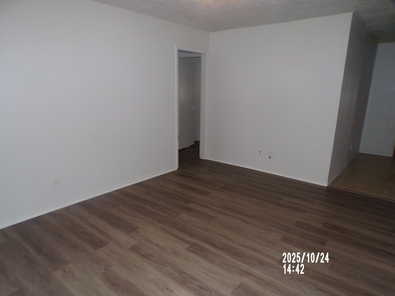 621 Se 38th St - Photo 4 of 34