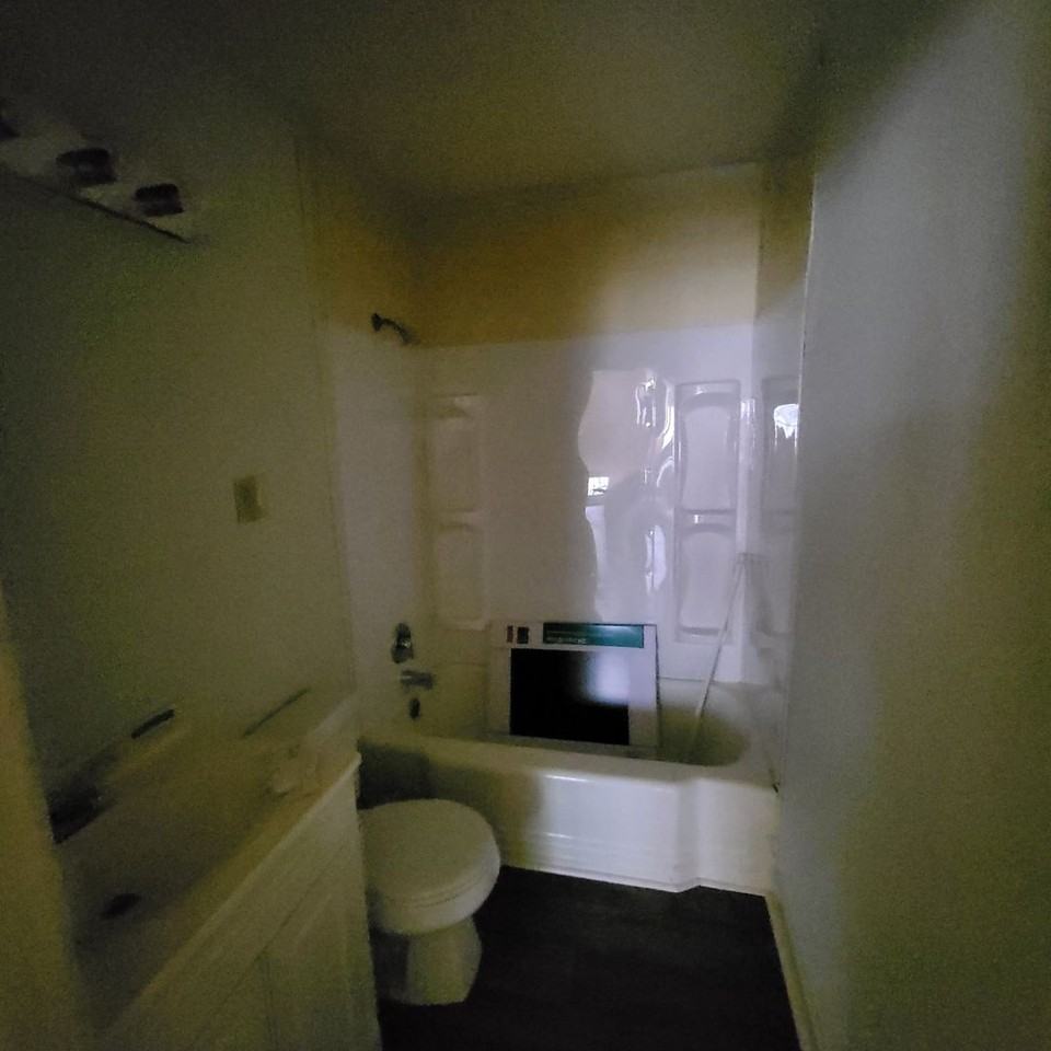 120 Hillcrest Dr - Photo 4 of 14