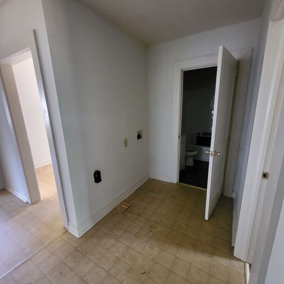 120 Hillcrest Dr - Photo 5 of 14