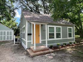 620 E Magnolia St - Photo 1 of 1