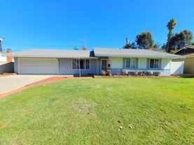 925 Bermuda Dr - Photo 1 of 1