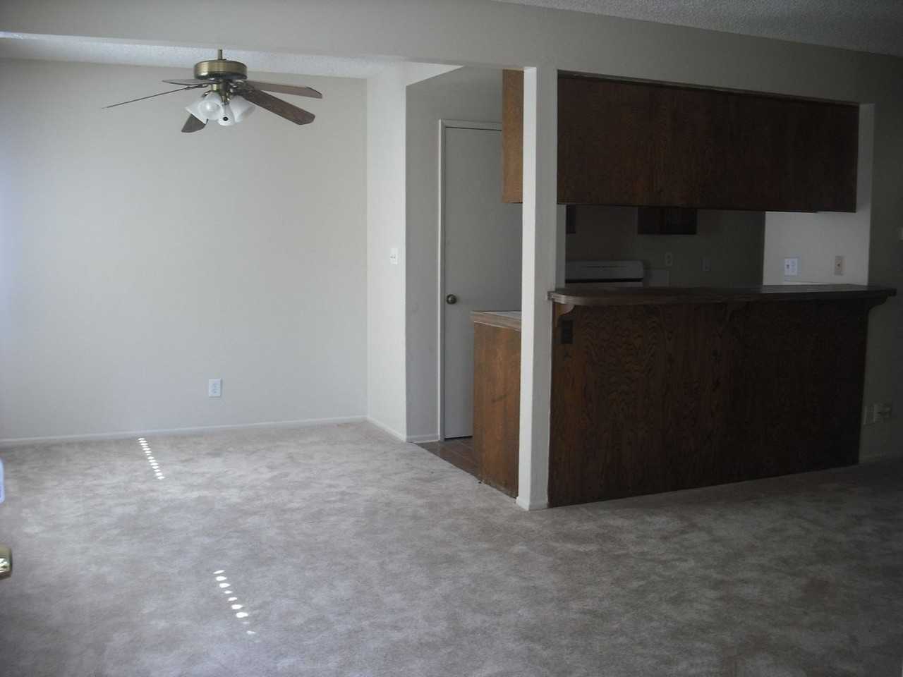 2571 Rudder Ave - Photo 3 of 8