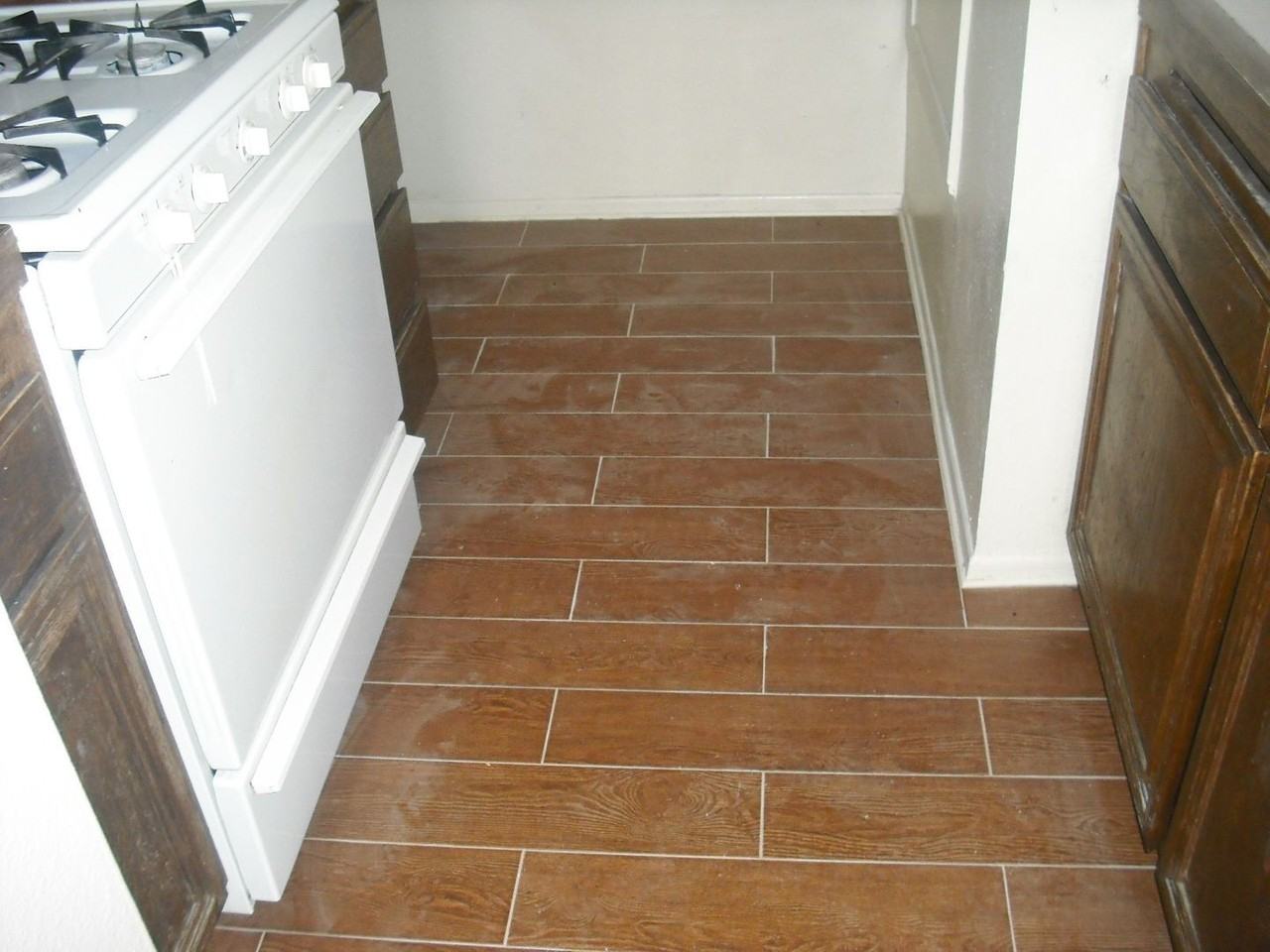 2571 Rudder Ave - Photo 5 of 8