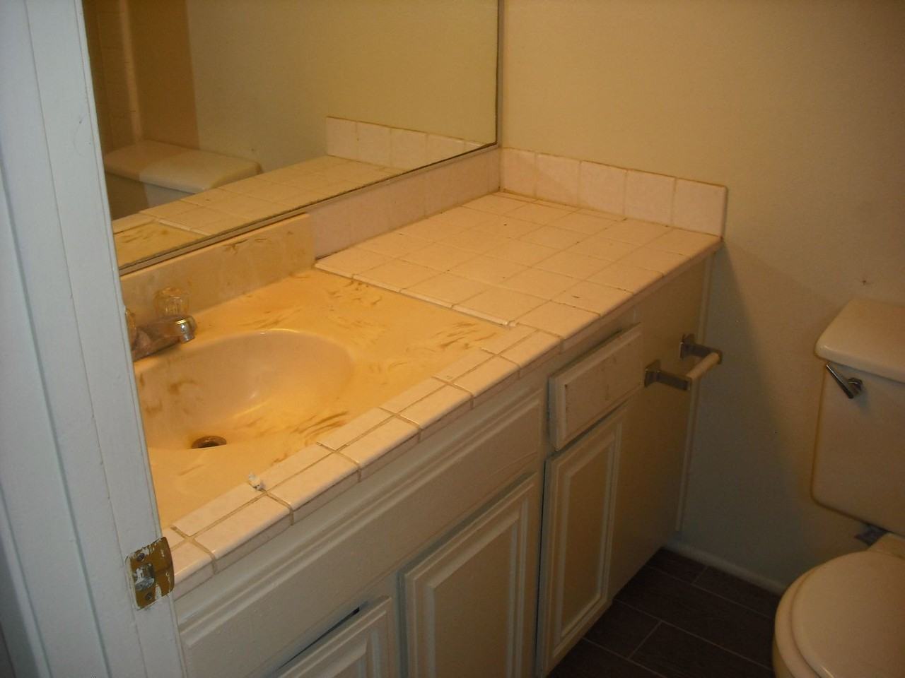 2571 Rudder Ave - Photo 6 of 8