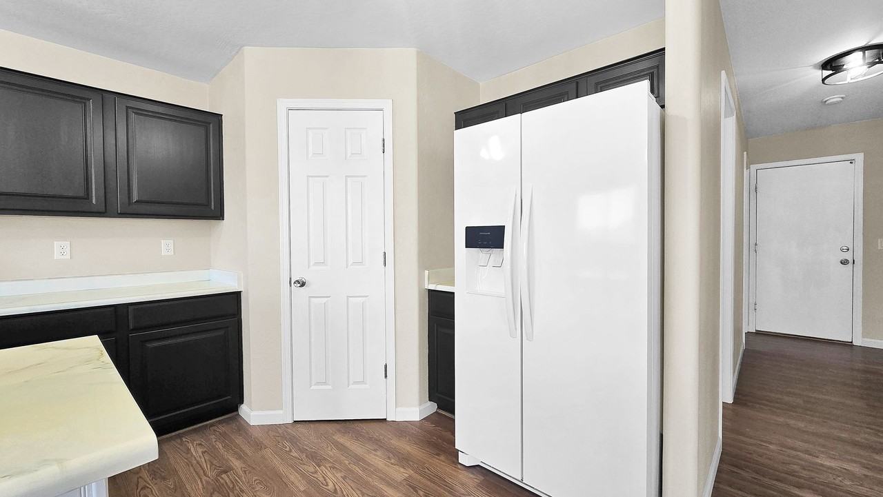 22523 W Pima St - Photo 3 of 30