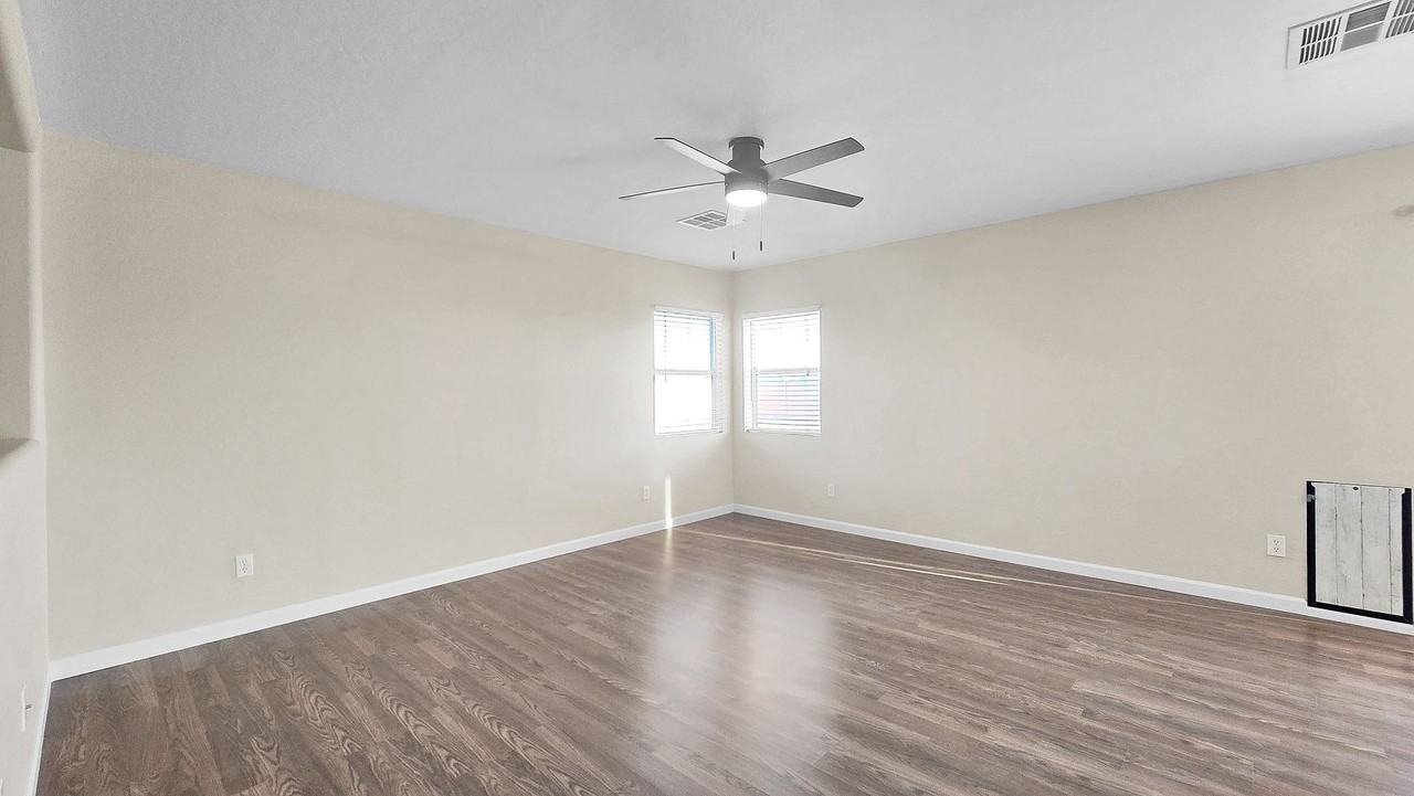 22523 W Pima St - Photo 5 of 30