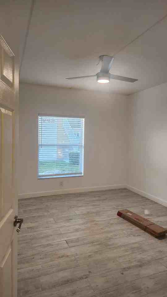 940 15th St #104 - Photo 7 of 10